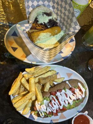   at Yizak Vegan Food in Santiago