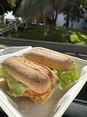 Zwei Portionen: Brot mit Tortilla  at Toc Toc in Tenerife