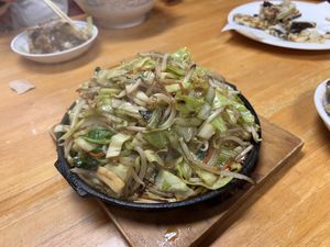 炒蔬菜  at Taishoukaku 大将閣 in Nachikatsuura