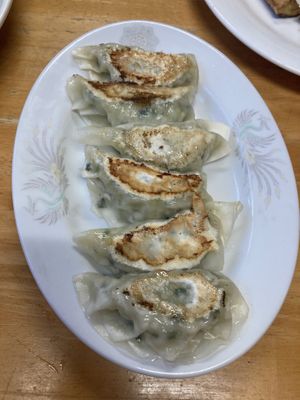 Gyoza  at Taishoukaku 大将閣 in Nachikatsuura