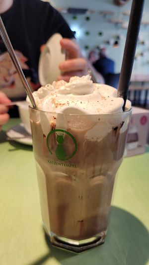 Eisschokolade at Katzentempel - Hannover in Hannover