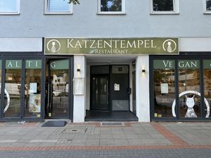 Entrance  at Katzentempel - Hannover in Hannover