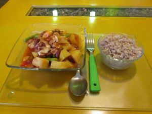 Sweet and sour curry at Tierra Sana in La Paz