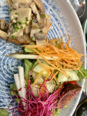 Toast champignon (vegan)  at In de Maeltydt in Aalst