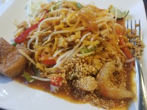 Spicy Pad Thai, huge and delicious at Veggie House in Las Vegas
