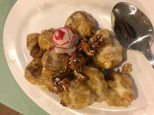 Walnut crispy scallops at Veggie House in Las Vegas