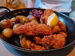 mushroom schnitzel at Let‘s be Frank in Vienna