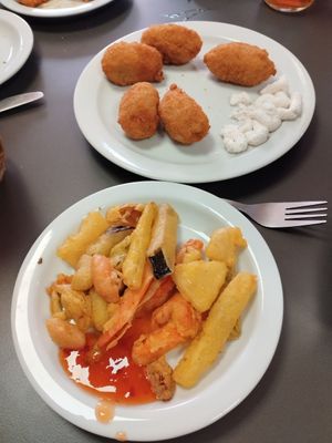 Tempura & croquetas at La Vegatería in Salamanca