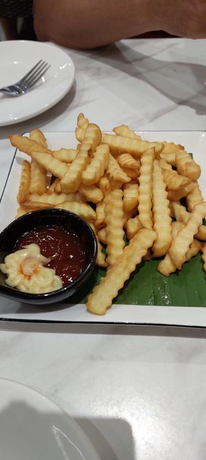 👍👍👍 at Voila in Kuala Lumpur