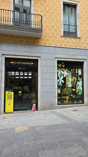 Entrance at El Petit Obrador in Girona