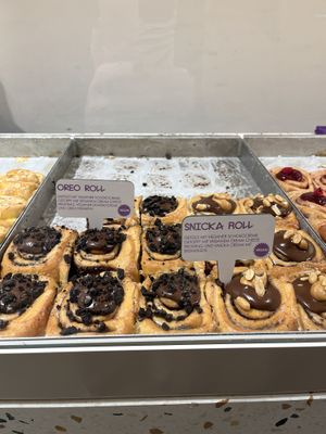 Oreo and snicker roll  at Cinnamood in Dusseldorf