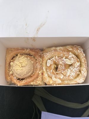 Left: bueno roll , right: „Bienenstich“ roll , not overbearingly sweet  at Cinnamood in Dusseldorf