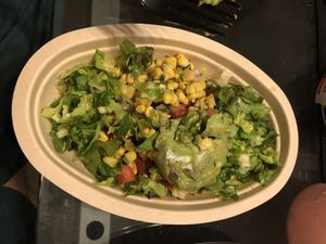 #lettuce #corn #veggiefajita #picodegallo #spicysalsa  #guacamole #onion  at Guac Time in Hicksville