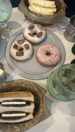   at Klatch Coffee in Ishigaki