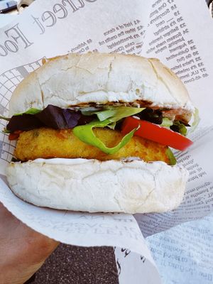 Il cittadino - panino con verdure e cotoletta di soia  at Burghetta Il Burgher in Bicicletta in Milan