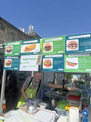 Burghetta  at Burghetta Il Burgher in Bicicletta in Milan