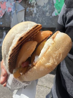 Hot dog  at Burghetta Il Burgher in Bicicletta in Milan