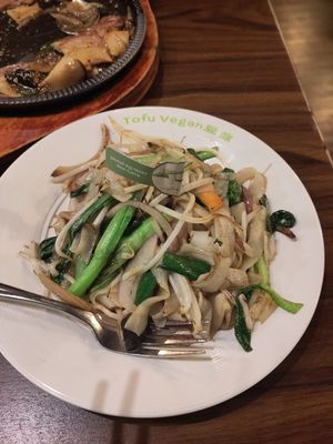 Mix veg and rice noodles at Tofu Vegan - Spitalfields in East London