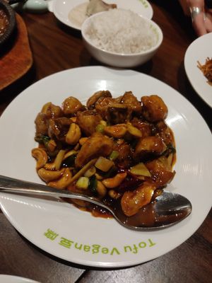 Mushrooms gong bao at Tofu Vegan - Spitalfields in East London