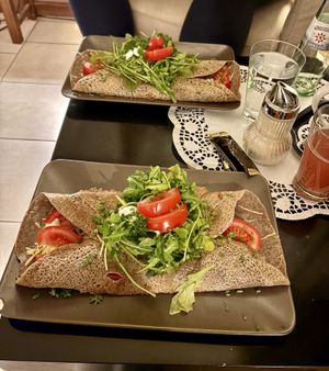 Vegan crêpes!😋😋   at Café Allerlei in Trier