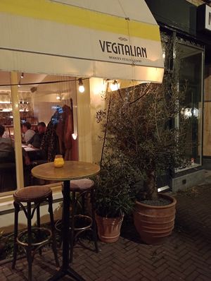 Outside at Vegitalian Pizza Bar in Utrecht