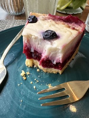 Beerenkuchen  at Blattwerk Café & Restaurant in Bad Homburg