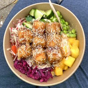 Poké Bowl  at Veamo  in Friedrichshafen