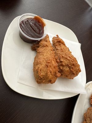 Chick’n nuggets (I recommend!!!)  at Starving Vegan in Brooklyn