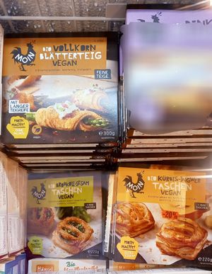 aufbacksachen vegan at Denns BioMarkt in Remscheid