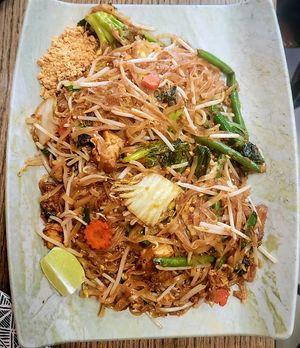 Pad See Ew at Goi Express Thai in Murrieta