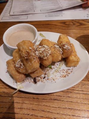 'Dau Non Chien' (#9): silken tofu cubes coated with corn flour & peanut dip (5.20) - very delicious at Chay Village in Berlin
