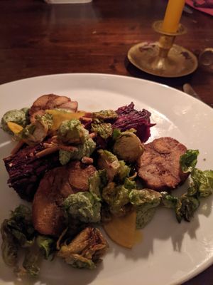 Main dish at Vaust Braugaststatte in Berlin