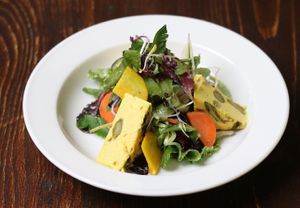 Wildkräutersalat Quiche at Vaust Braugaststatte in Berlin