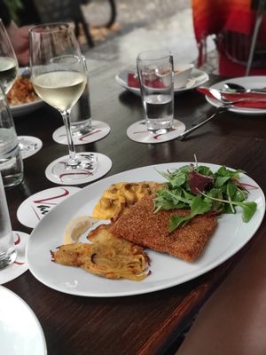  at Vaust Braugaststatte in Berlin