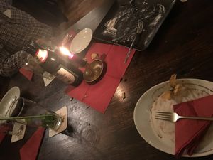 Alles wurde aufgegessen weil soo lecker  at Vaust Braugaststatte in Berlin