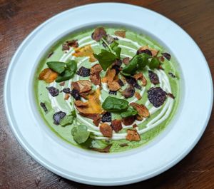 Brunnenkressesuppe at Vaust Braugaststatte in Berlin