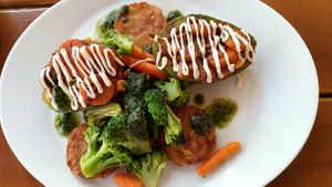 Gefüllte Avocado at Vaust Braugaststatte in Berlin