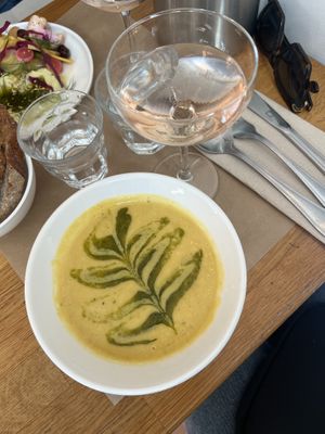 butternut squash lentil soupp  at La Maison Rose in Paris