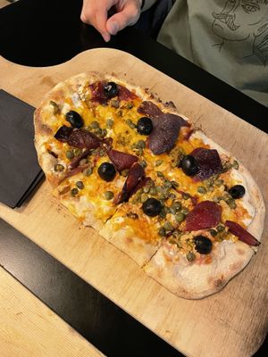 VUNA Pinsa (22.-)  at Turbo Lama in Bern