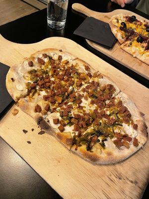 FLAMMEZ (22.-)  at Turbo Lama in Bern