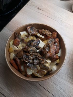  at Mon Caribou in Metz