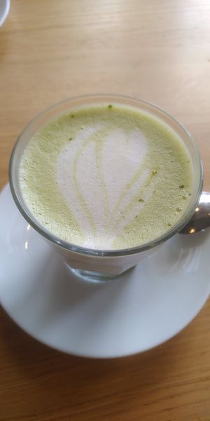 Matcha latte met havermelk at Barista Cafe Emmen in Emmen
