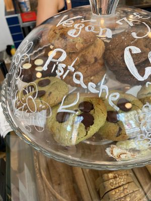 Vegan cookie (but which one?? XD) at Good News Coffee Shop in Paris