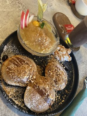 Apfel Zimt Pancakes   at greenhouse Café & PopUp in Esslingen