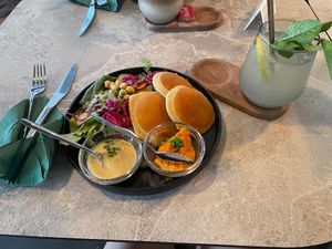 Salty pancakes with salad and dips at greenhouse Café & PopUp in Esslingen