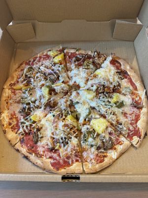 Island vibes   at Serenity Pizza in Nashville