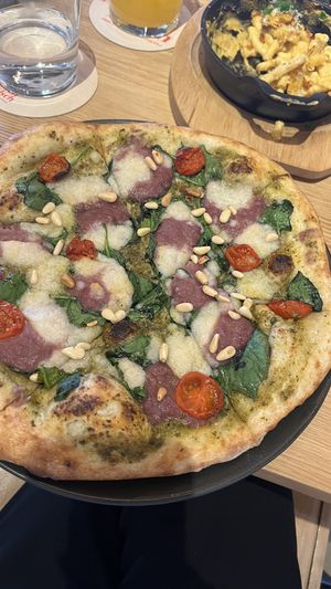 Ultraviolet  at Virtuous Pie in Cologne