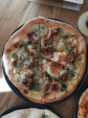  at Virtuous Pie in Cologne