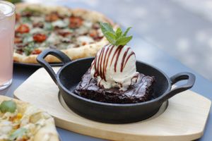  at Virtuous Pie in Cologne