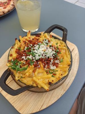 Mac and cheese at Virtuous Pie in Cologne